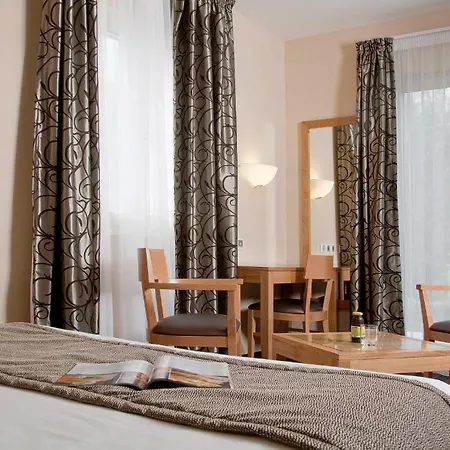 Hotel Du Moulin Marin 3*